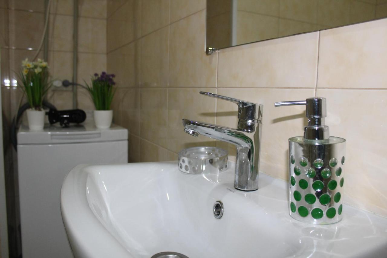 Comfortable Studio Apartments In A Secure Residential Complex Comfort Town Кт-02 Kiev Exteriör bild
