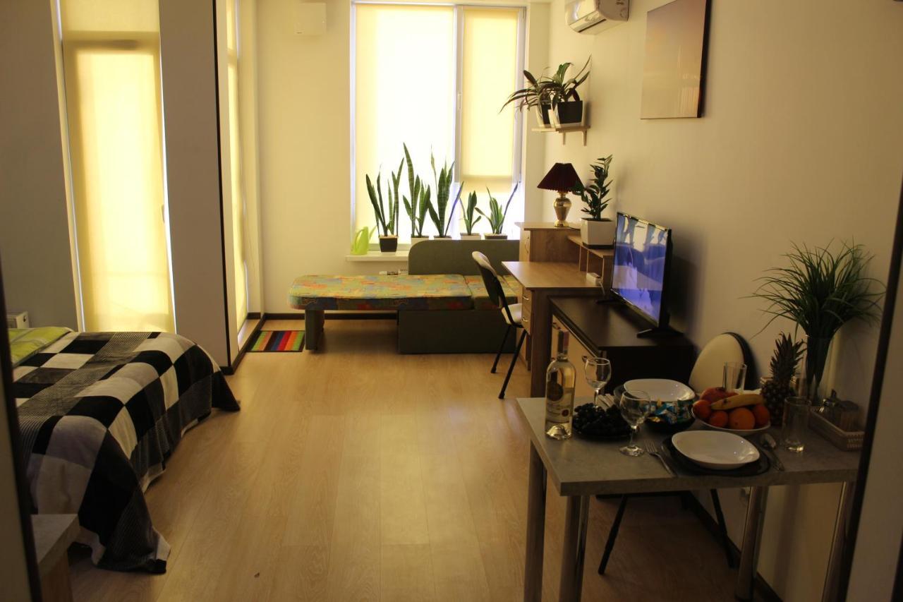 Comfortable Studio Apartments In A Secure Residential Complex Comfort Town Кт-02 Kiev Exteriör bild