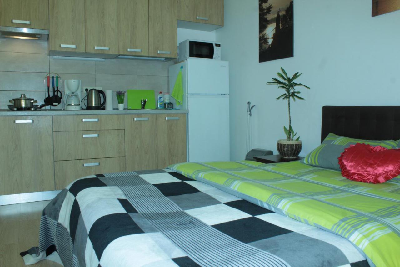 Comfortable Studio Apartments In A Secure Residential Complex Comfort Town Кт-02 Kiev Exteriör bild