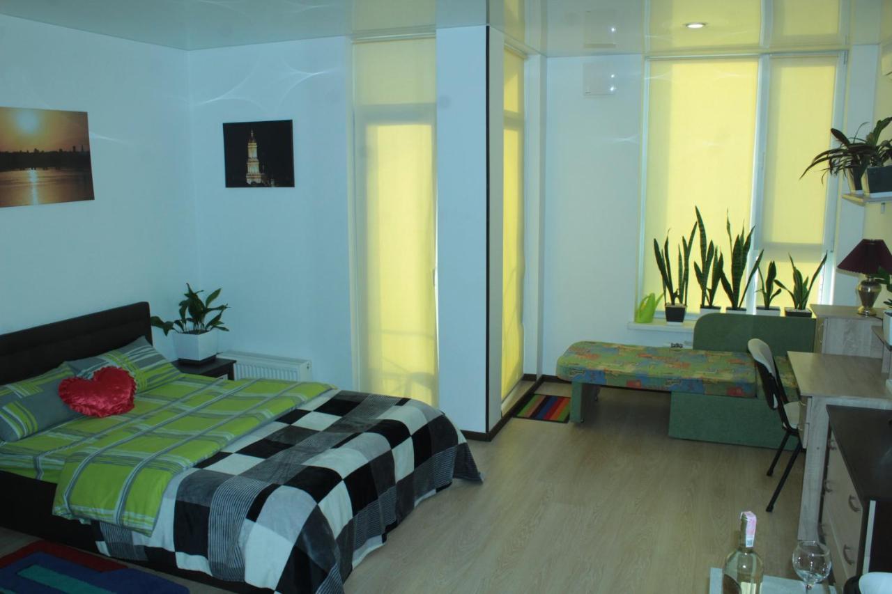 Comfortable Studio Apartments In A Secure Residential Complex Comfort Town Кт-02 Kiev Exteriör bild